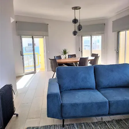 Apartamento T2 Requinte E Vista Mar 4 Pax *
