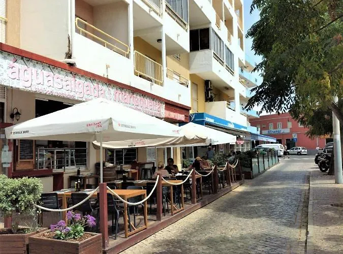 Apartment T2 Requinte E Vista Mar 4 Pax Quarteira